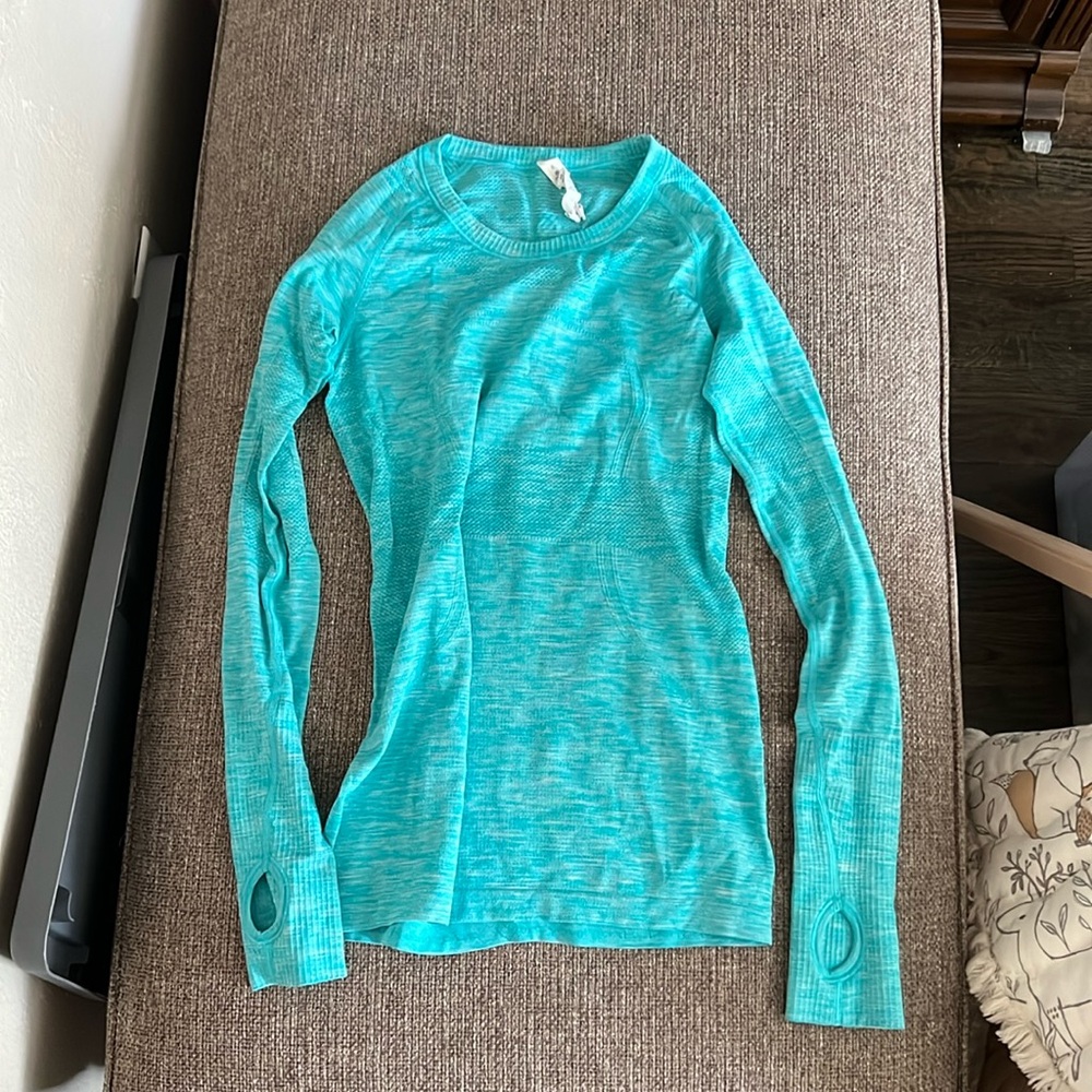 Lululemon Swiftly Tech long Sleeve- Teal